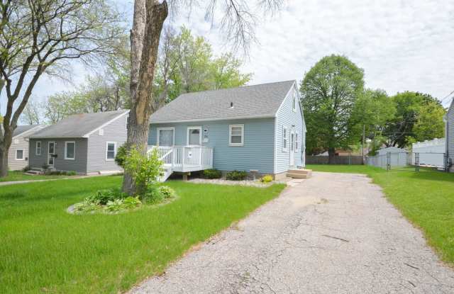 Impeccable updated home just blocks from downtown! photos photos