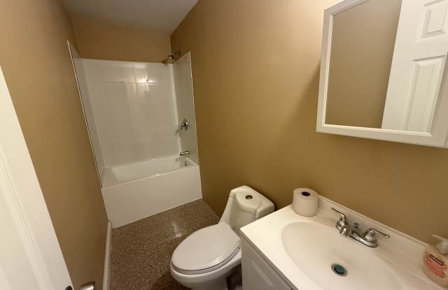 637 North 6th Street photos photos