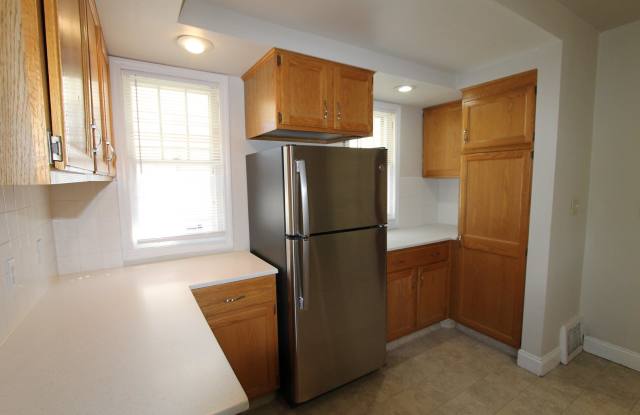 Smart Home Gift with move in! Stunning with updates! 3 Bedroom Home near park and shopping! Garage Gallery 4