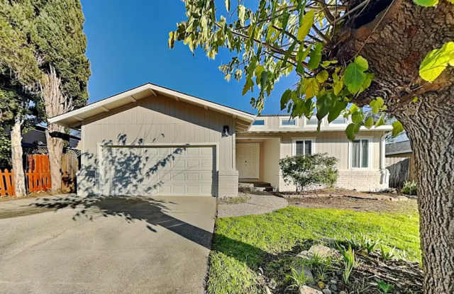 716 Whispering Bay Ln photos photos