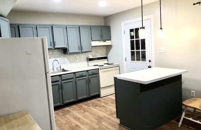 10 DARBYTOWN CT photos photos