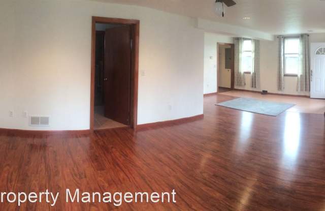720 W. Bruceton Rd. Gallery 3