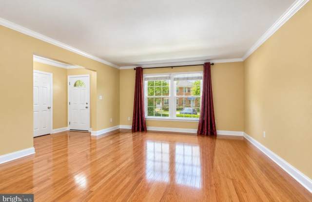 9415 PARK HUNT Court Gallery 2