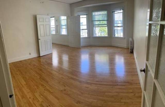 Prime location! One block to UCB photos photos