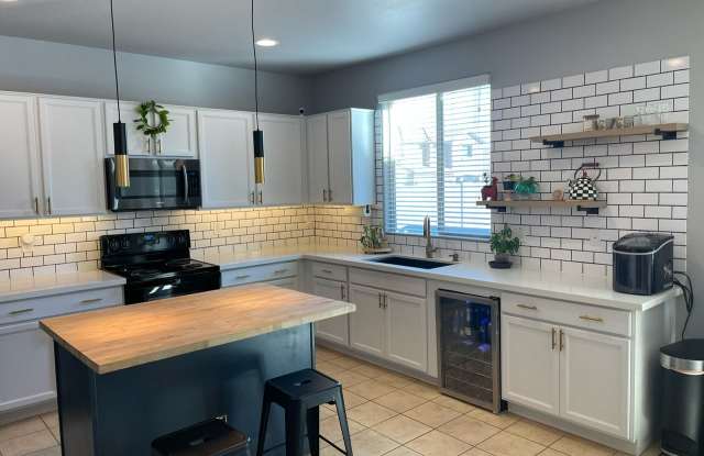 12159 W Winslow Ave photos photos