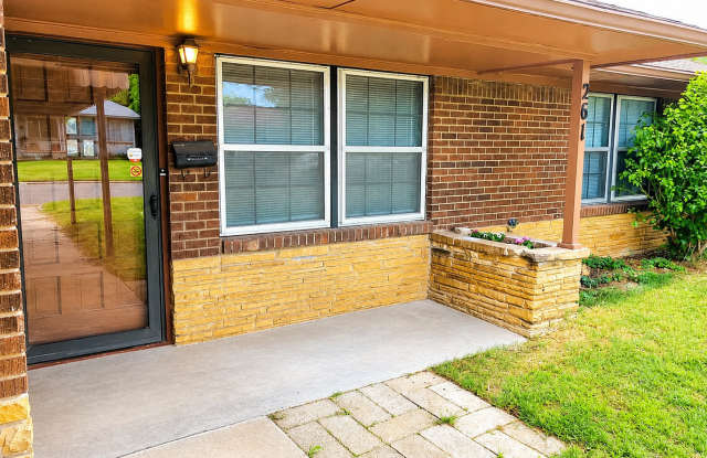 3 Bed, 1 Bath Home in MWC Country Estates Subdivision Gallery 3