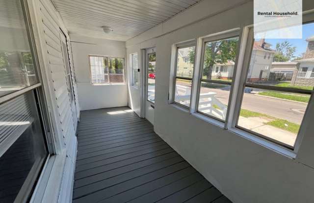 Adorable & Spacious 3 Bedroom Property-Toledo Ohio photos photos