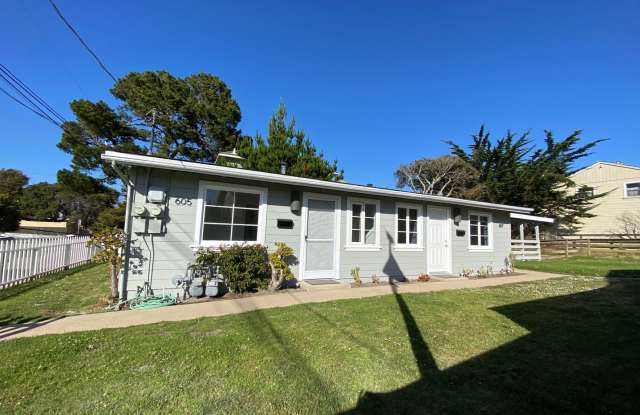 Charming Pacific Grove Duplex - Great for Military Student - Available July 1st photos photos