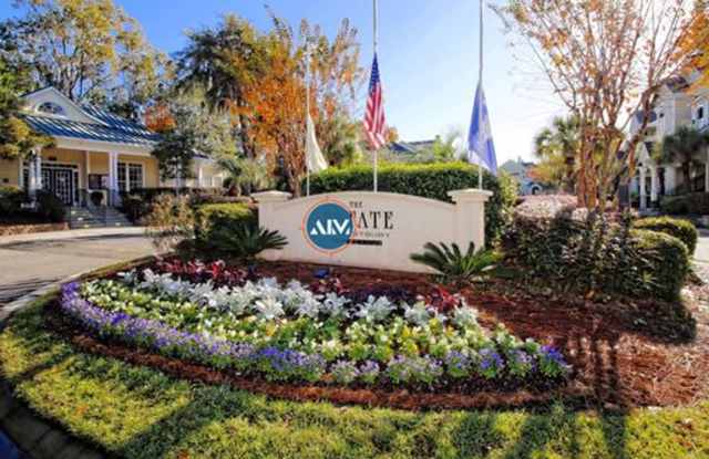Top-Floor 2BR Condo at The Estates at Westbury – Fireplace, Lagoon View, Pool  More! photos photos