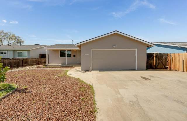 7726 Laurie Way photos photos