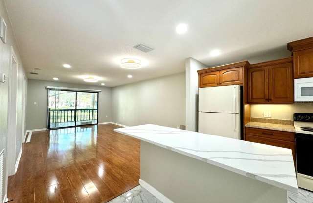5220 WILLOW LINKS Gallery 3