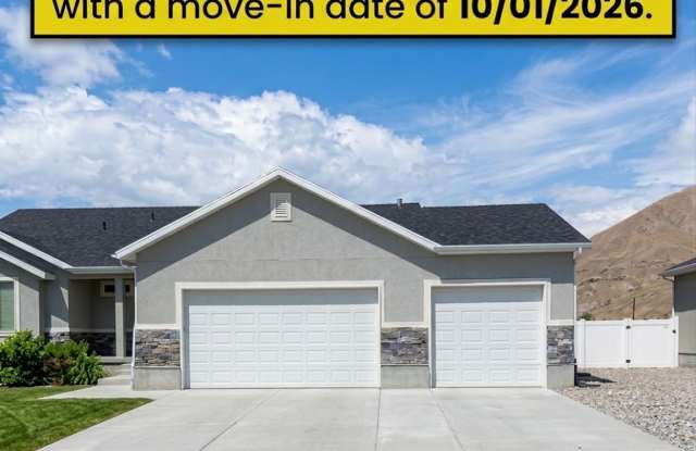 MOVE-IN SPECIAL: Get $250 OFF one month's rent with a move-in date of 10/01/2026. Gallery 1