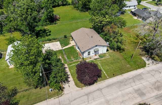 Charming 3 Bedroom - 1 Bath House! photos photos Charming 3 Bedroom - 1 Bath House! photos photos