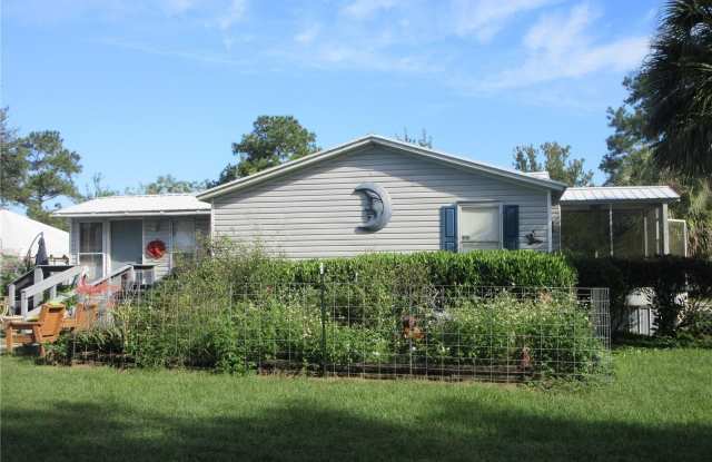 8500 NE 41ST Court Gallery 2