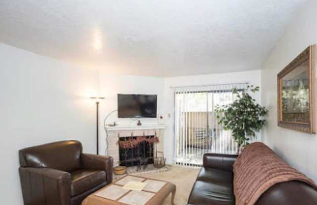 16500 Henderson Pass, #114 photos photos