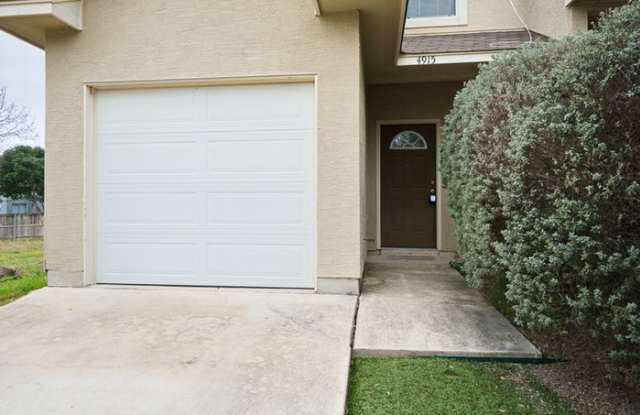 4915 Flipper Drive Gallery 2