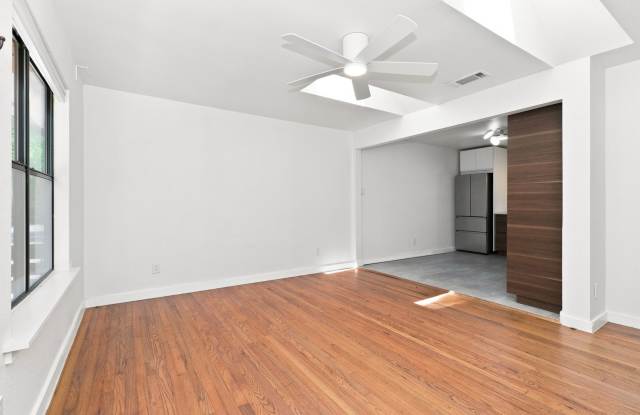 3507 Vineland Drive, Austin, TX, 78722 Gallery 4