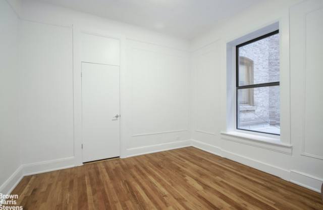 60 W 76TH Street Gallery 4