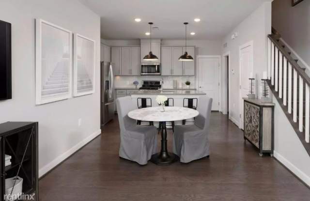 13350 Arrowbrook Centre Dr Gallery 2