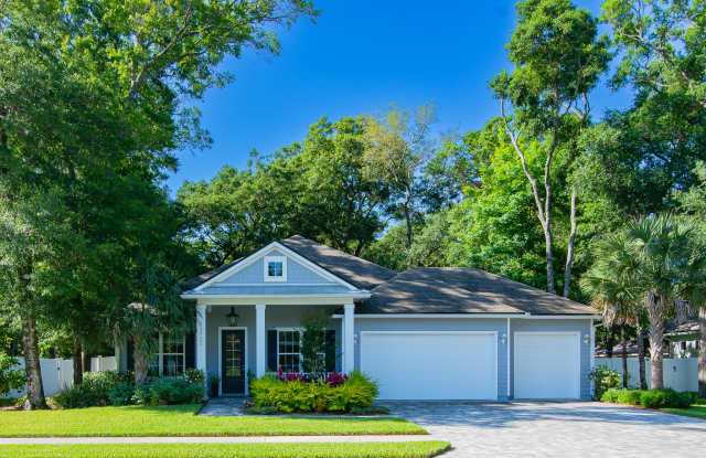 13723 Hidden Oaks Ln - 13723 Hidden Oaks Lane, Jacksonville, FL 32225