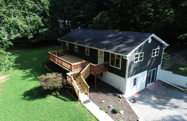 5116 Fort Sumter Road Gallery 1