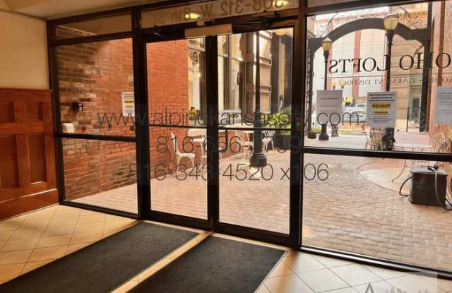 308 West 8th Street Gallery 3
