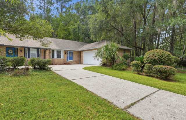 2 Bedroom, 2 Bath with Study and 2 Car Garage in Hills of Santa Fe! Gallery 1