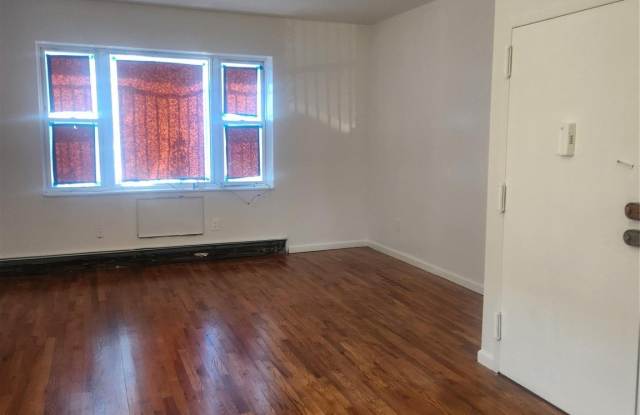 448 Ashford Street Gallery 2