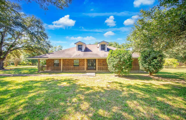 3 Bedroom House in Central on 4 acres of land photos photos 3 Bedroom House in Central on 4 acres of land photos photos