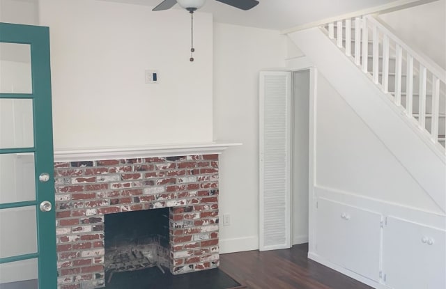 1614 3/4 Maltman Avenue - 1614 3/4 Maltman Ave, Los Angeles, CA 90026