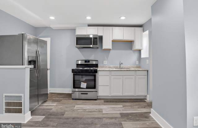 3335 LYNDALE Avenue photos photos 3335 LYNDALE Avenue photos photos