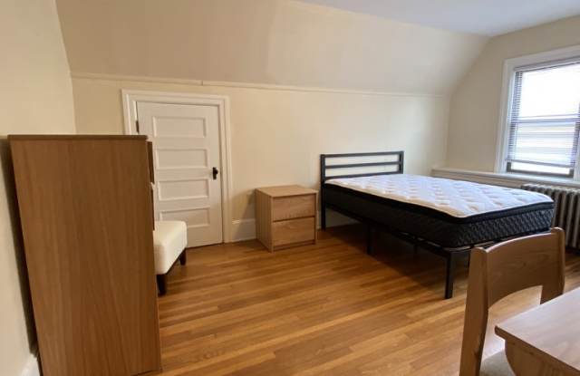1051 West 4th Street Unit 3 - 1 Gallery 4