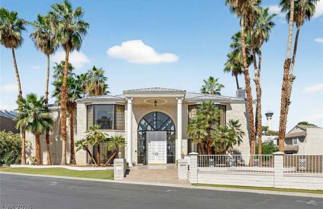2834 Queens Courtyard Drive Gallery 3