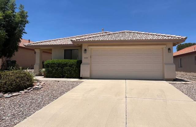 Cute and clean 4 bedroom home available now photos photos