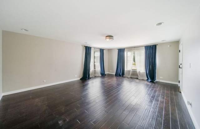 309 Starling Court Gallery 2