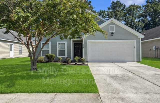 204 Wildberry Lane photos photos