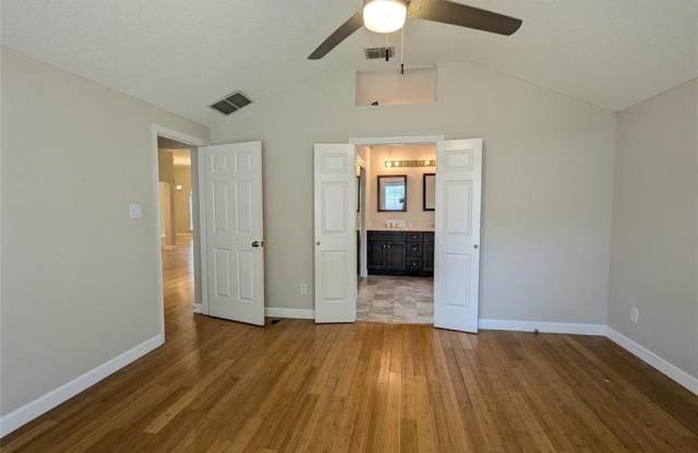 6019 Mapleshade Lane Gallery 4
