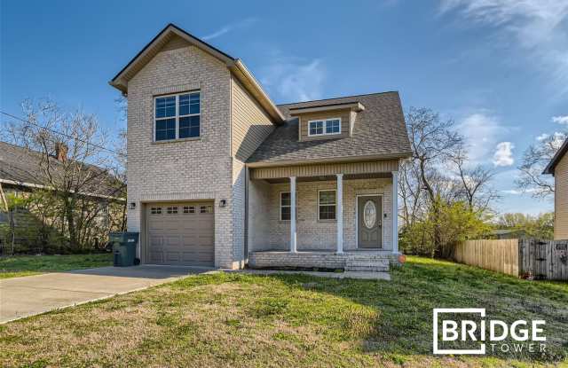 324 Sycamore St. Lebanon TN. 28208 - 324 Sycamore Street, Lebanon, TN 37087