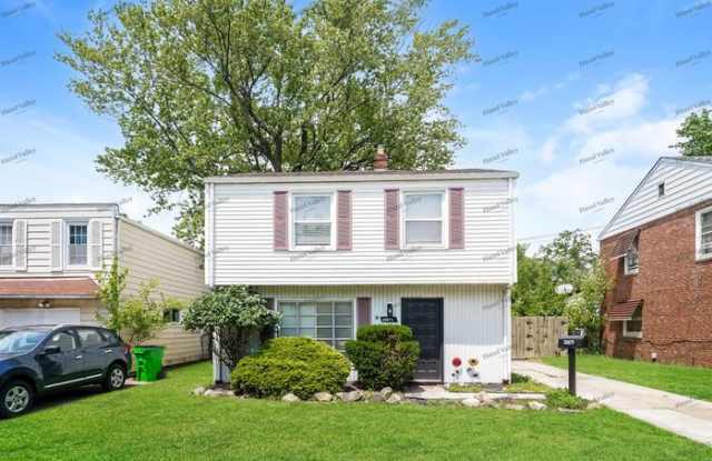 20671 Priday Avenue photos photos