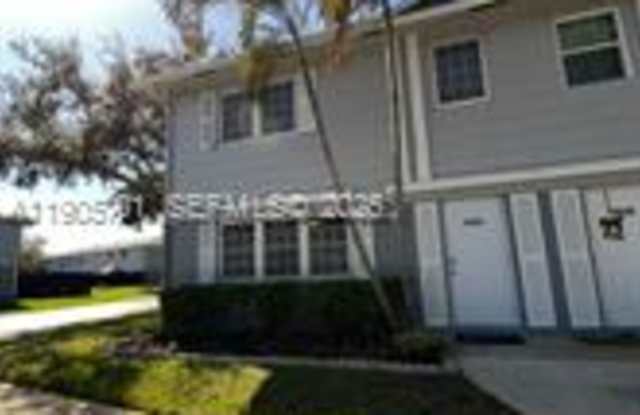 1799 Southwest 81st Lane photos photos