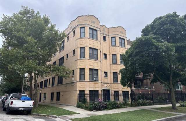 2917 McLean photos photos