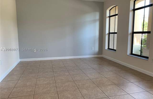 11254 SW 236 Ln Gallery 4