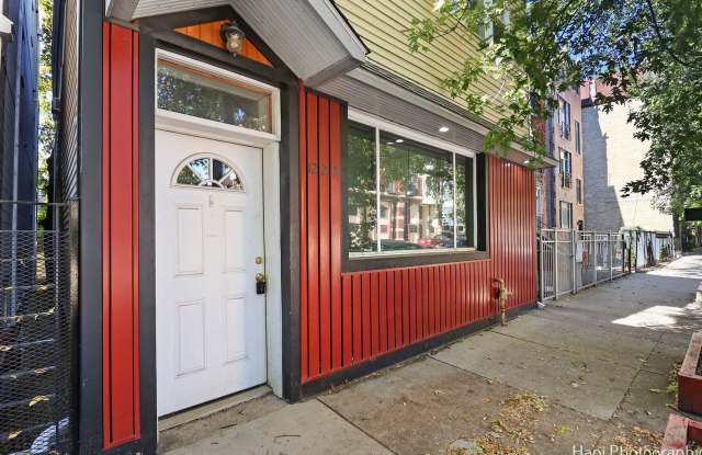 1228 N Noble Street photos photos