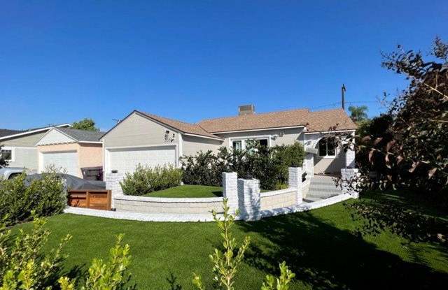 3662 Karen Avenue photos photos