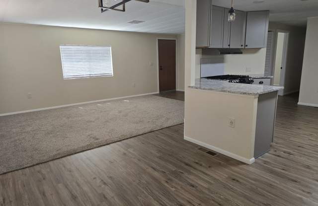 Unfurnished, 1-Year Long-Term Rental - $500 OFF FIRST MONTH WITH A YEAR LEASE Gallery 4