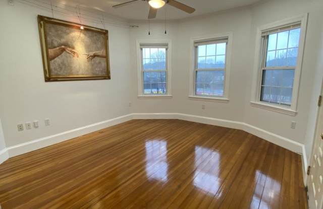 200 Hyde Park Ave. Gallery 2