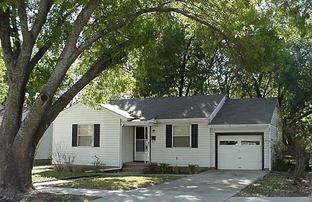 808 Dent Street - 808 Dent Street, Garland, TX 75040