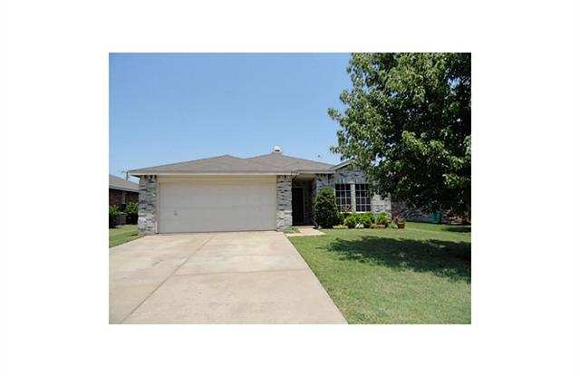 2932 Rocco Drive - 2932 Rocco Drive, Grand Prairie, TX 75052