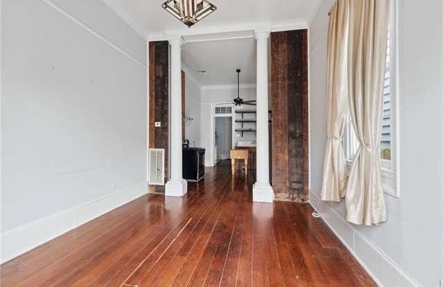 4309 ANNUNCIATION Street Gallery 2