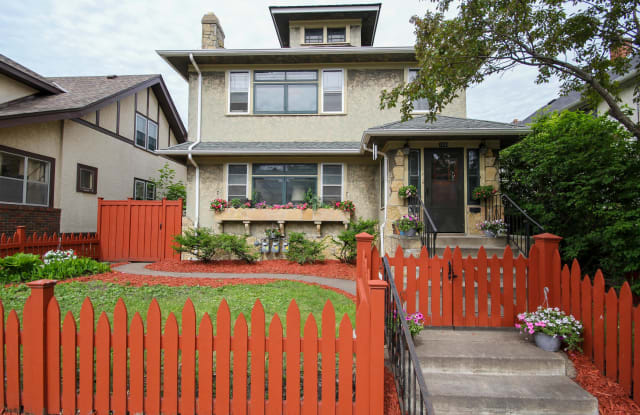 1404 University Ave NE #2 - 1404 Northeast University Avenue, Minneapolis, MN 55413